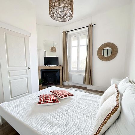 Suite Falso Villeurbanne Bagian luar foto