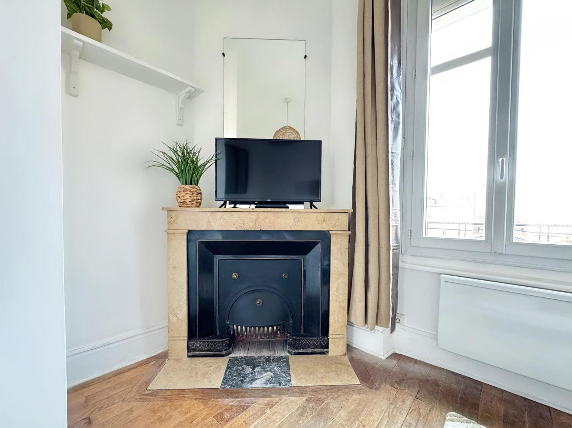 Suite Falso Villeurbanne Bagian luar foto